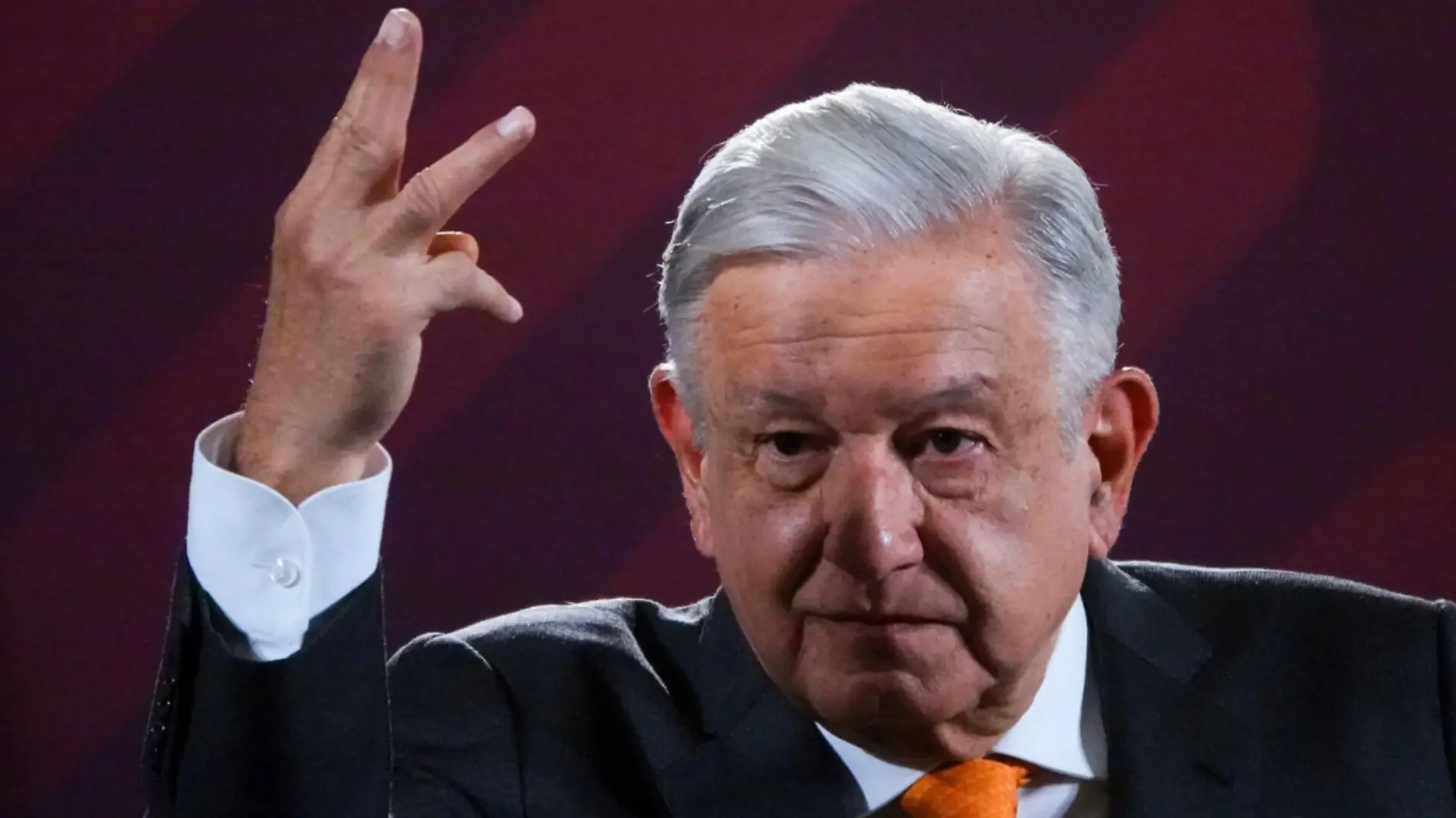 AMLO se lanza contra agricultores 